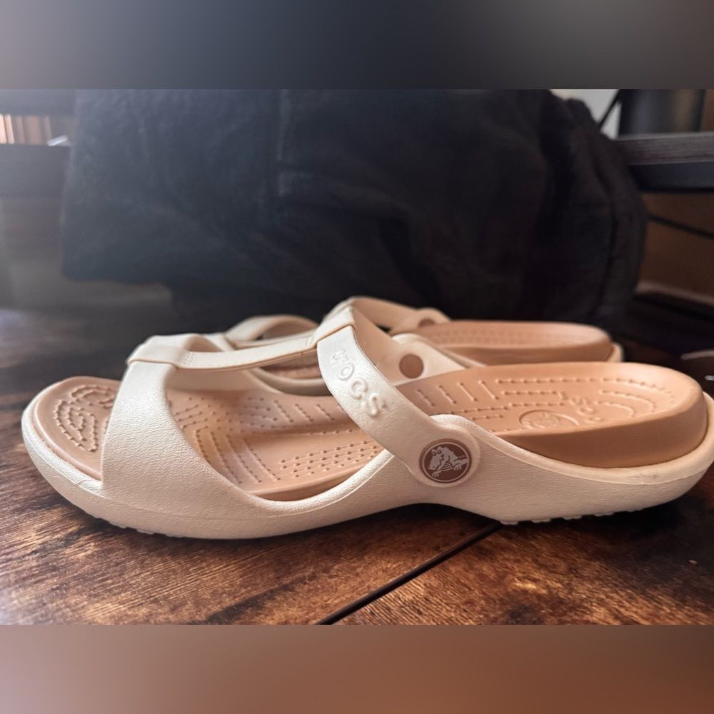 Crocs Clio III. Pearly off white Sandals Size 9 - Picture 4 of 7